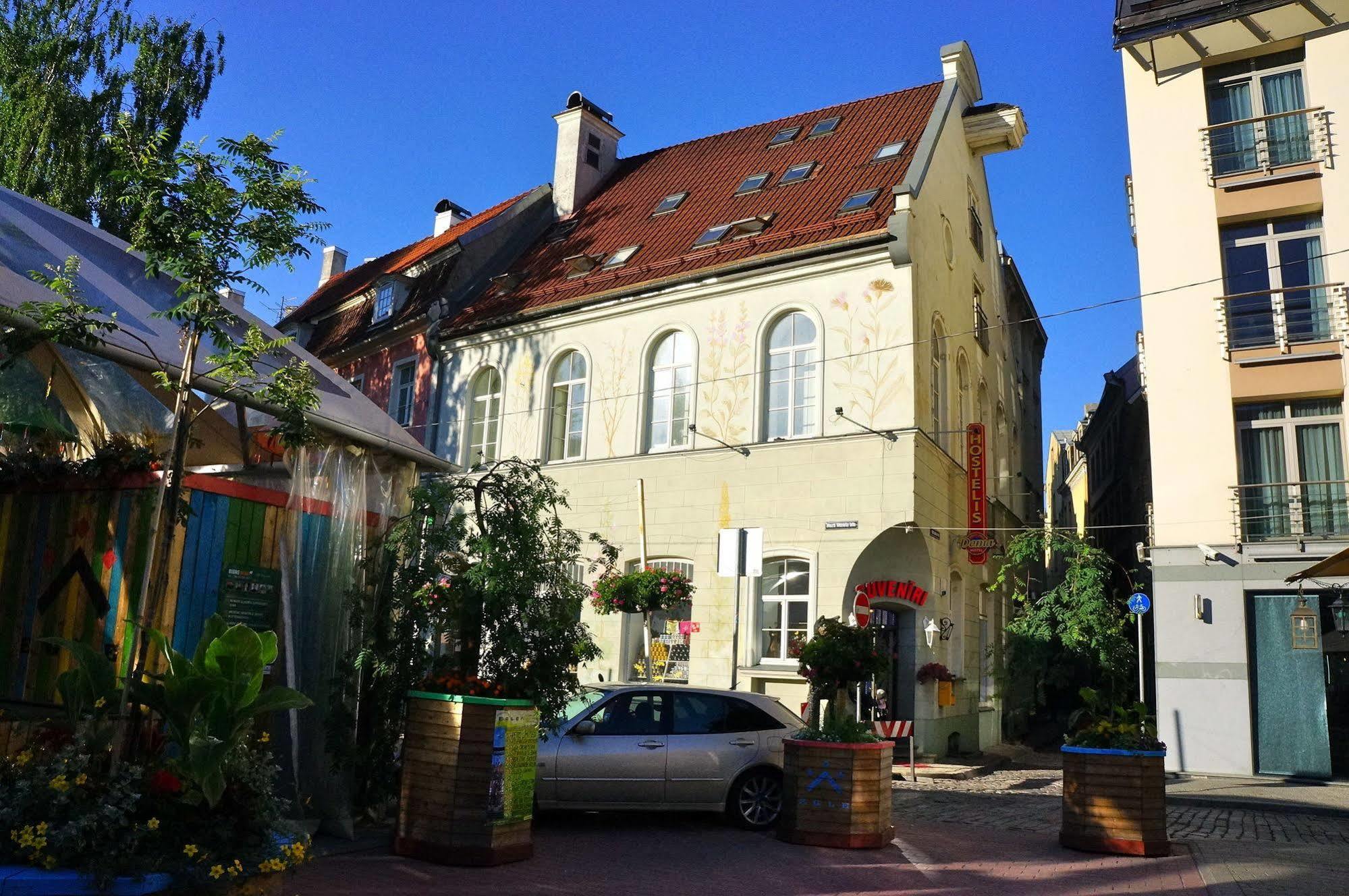 Doma Hostel Riga Exterior foto